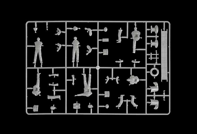 Model Kit loď 5626 - M.A.S. 563/568 with crew (1:35)