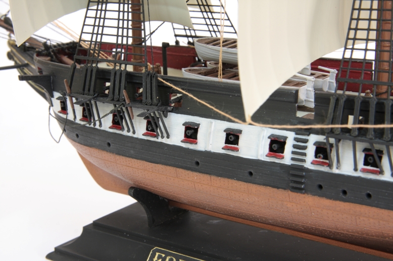 Model Kit loď 9034 - French Frigate "Acheron" (1:200)