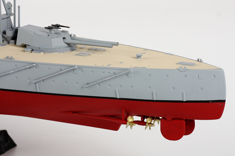 Model Kit loď 9039 - Battleship "Dreadnought" (1:350)