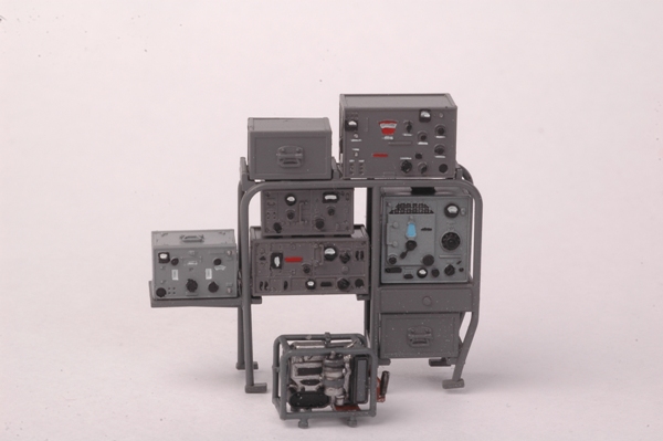 Model Kit military 3604 - Sd.Kfz.251/3 Ausf.B Radio Car (1:35)