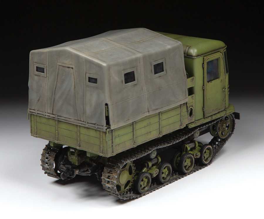 Model Kit military 3663 - STZ-5 Soviet artillery tractor (1:35)