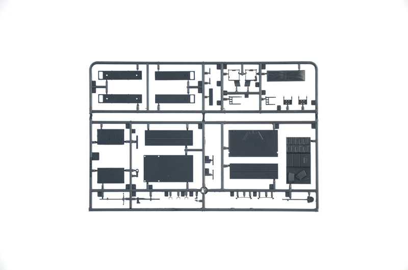Model Kit military 6395 - Sd.Kfz 10/4 with Flak 30 and Crew (1:35)