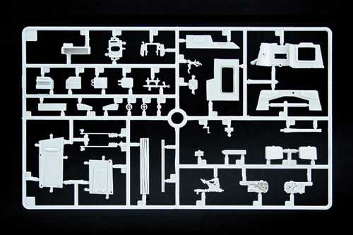Model Kit military 6477 - Semovente L40 da 47/32 (1:35)