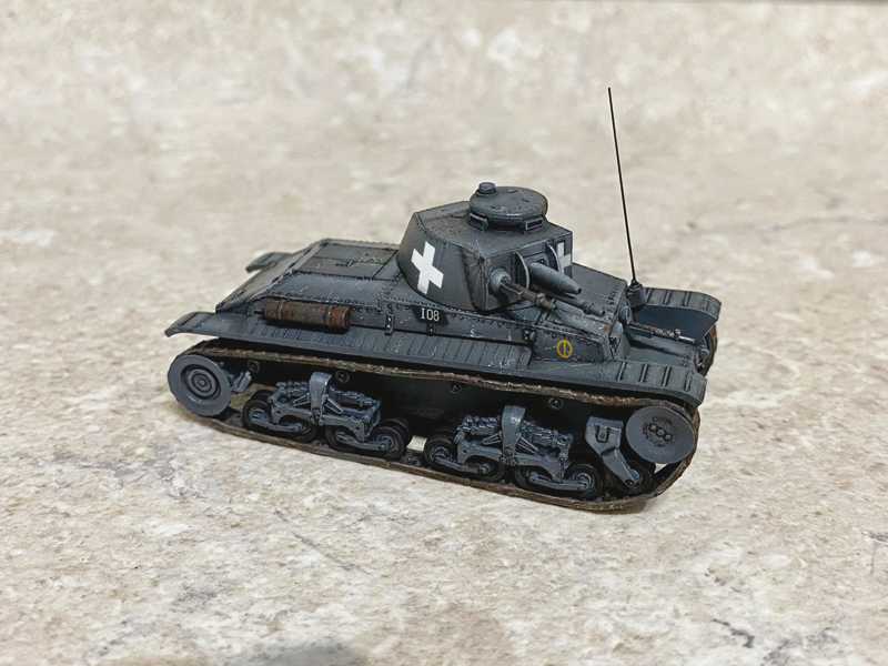 Model Kit military 7084 - Pz. Kpfw. 35(t) (1:72)