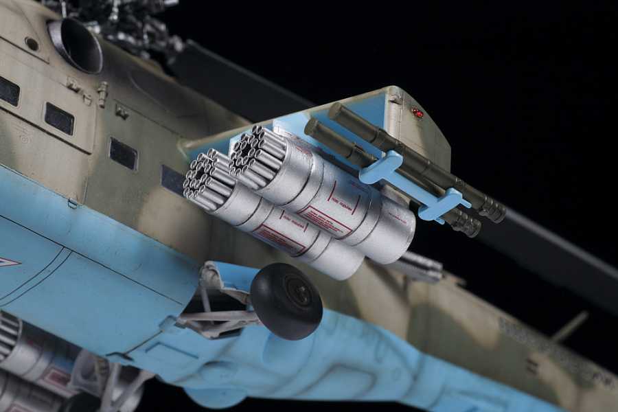 Model Kit vrtulník 4812 - MIL Mi-24P Russ.Attack Helicopter (1:48)