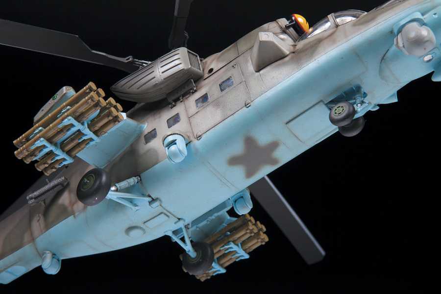 Model Kit vrtulník 4813 - MIL Mi-35 M "Hind E" (1:48)