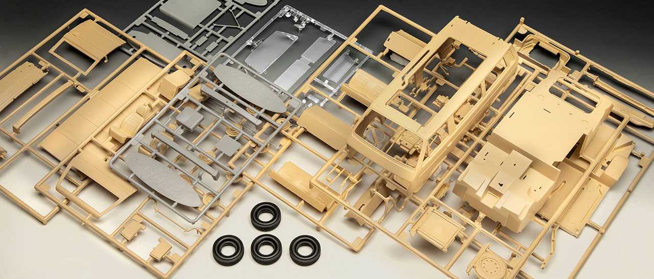 ModelSet STRANGER THINGS auto 67725 - VW T3 Bus "Surfer Boy" (1:25)