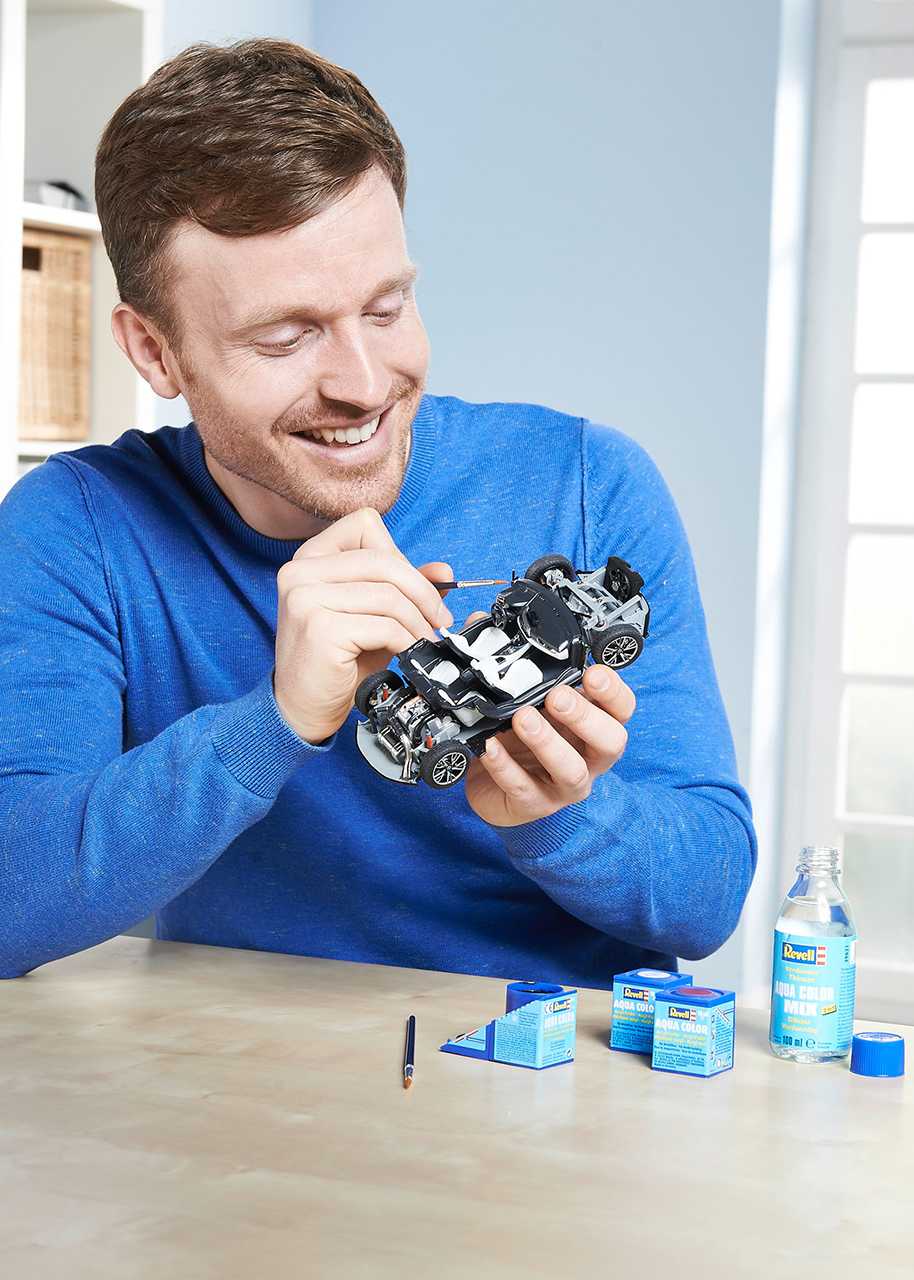 ModelSet auto 67008 - BMW i8 (1:24)