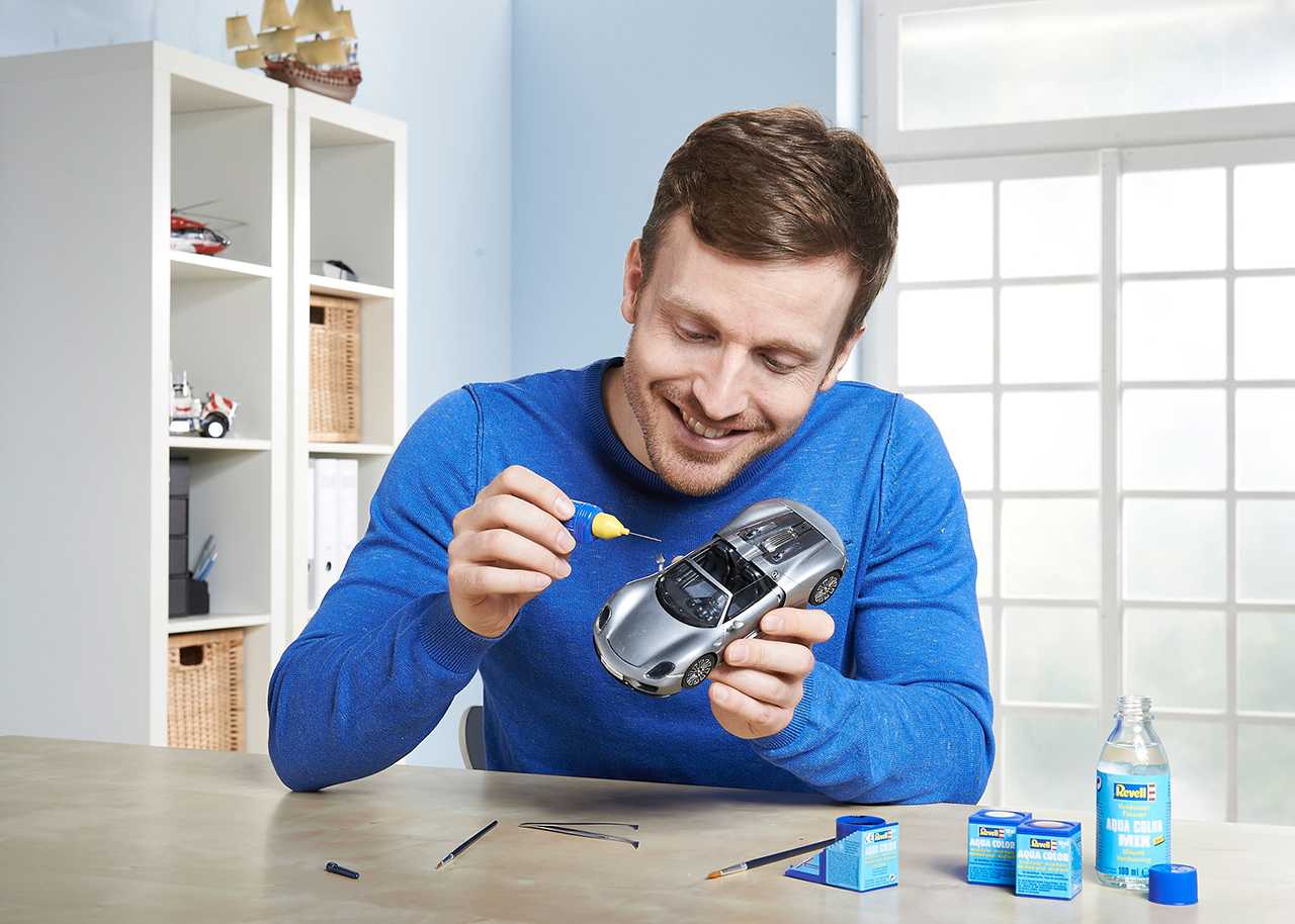 ModelSet auto 67026 - Porsche 918 Spyder (1:24)