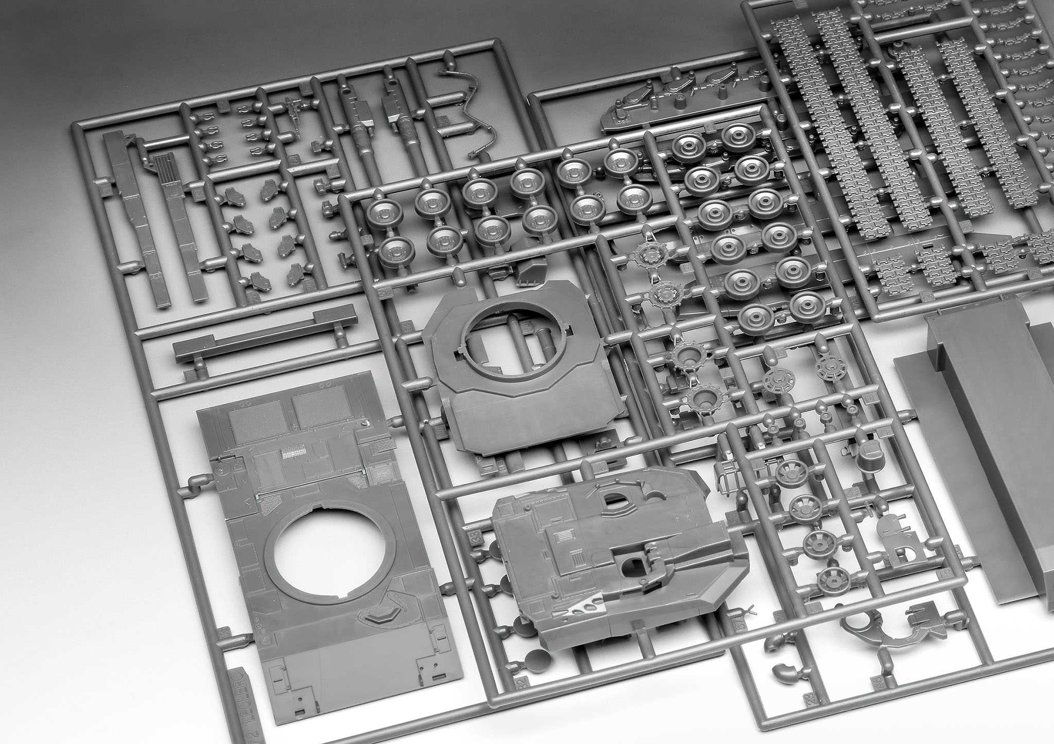 ModelSet tank 63341 - Leclerc (T.5) (1:72)
