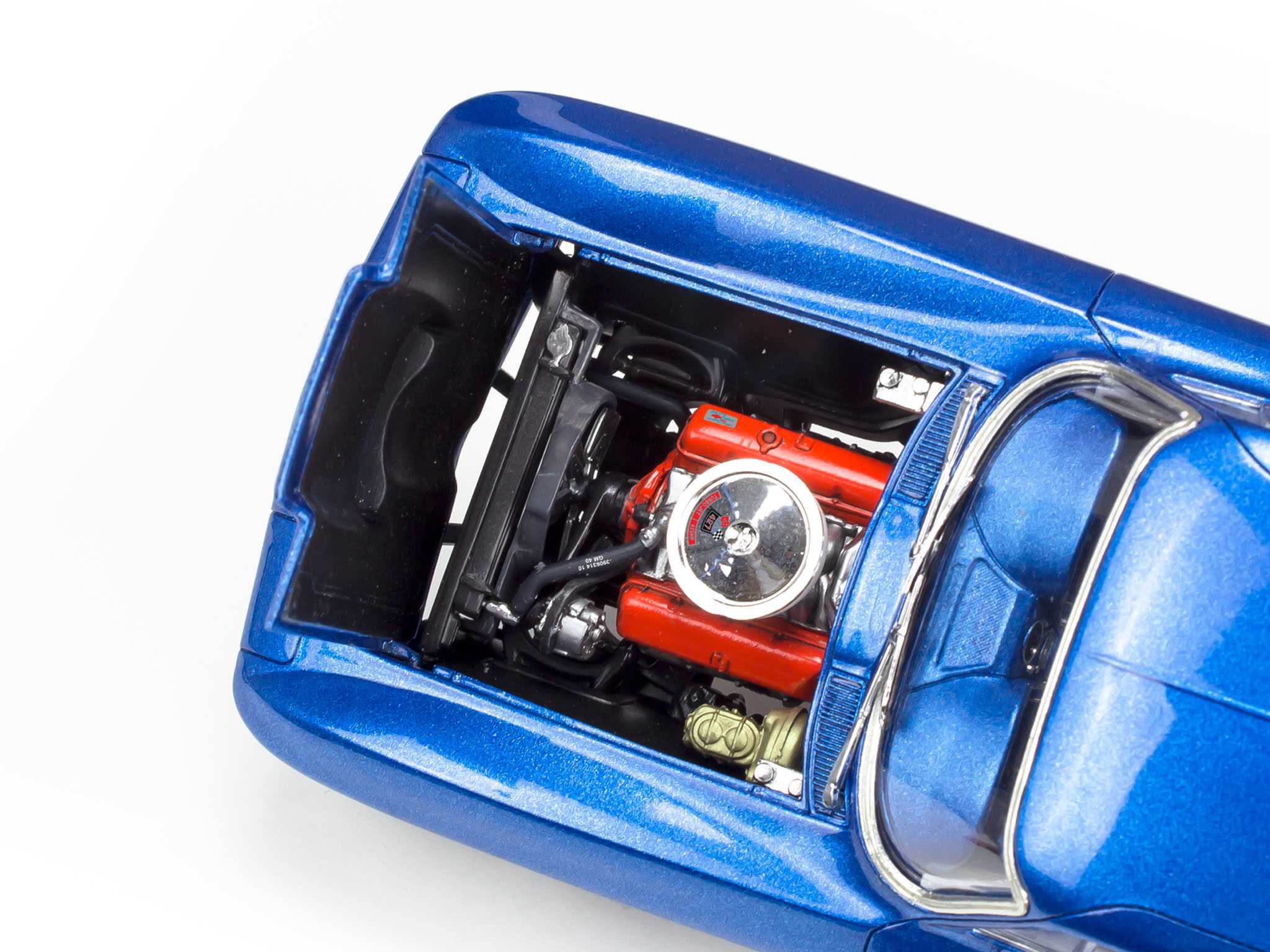 Plastic ModelKit MONOGRAM auto 4517 - 1967 Corvette Sting Ray Sport Coupe 2N1 (1:25)