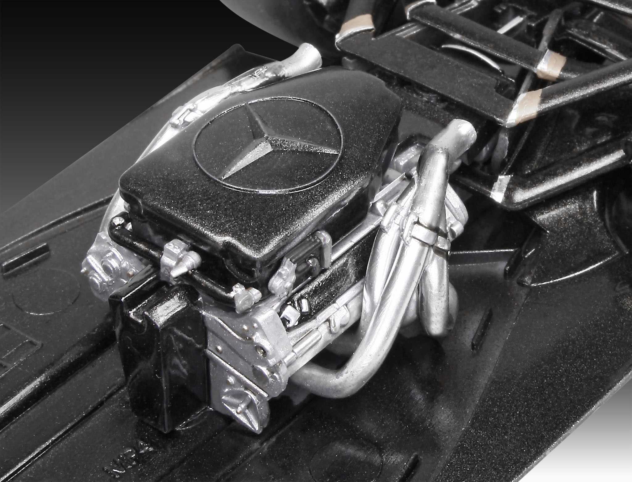 Plastic ModelKit auto 07096 - Vodafone McLaren Mercedes MP4-25 "L.Hamilton" (1:24)