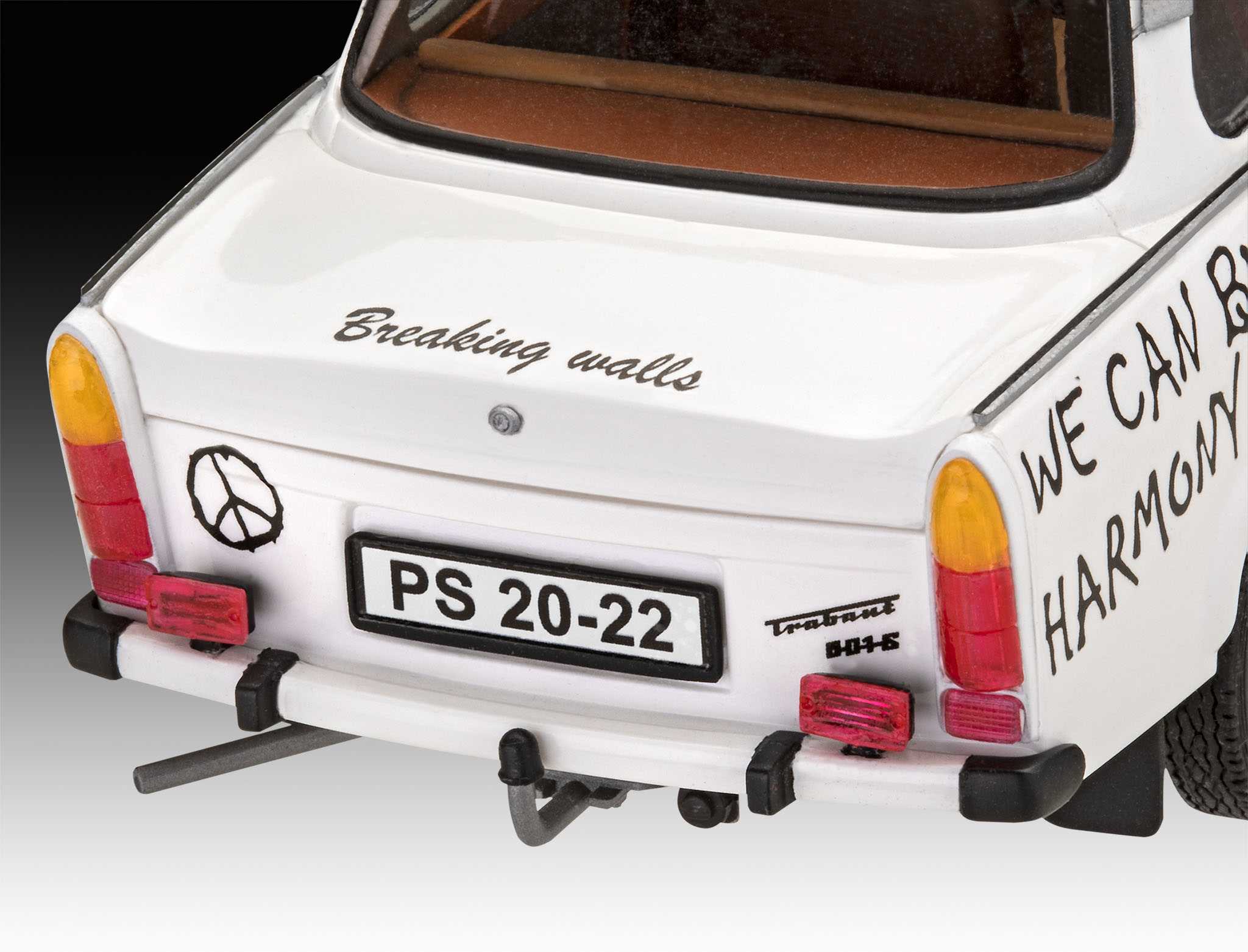 Plastic ModelKit auto 07713 - Trabant 601S "Builder's Choice" (1:24)