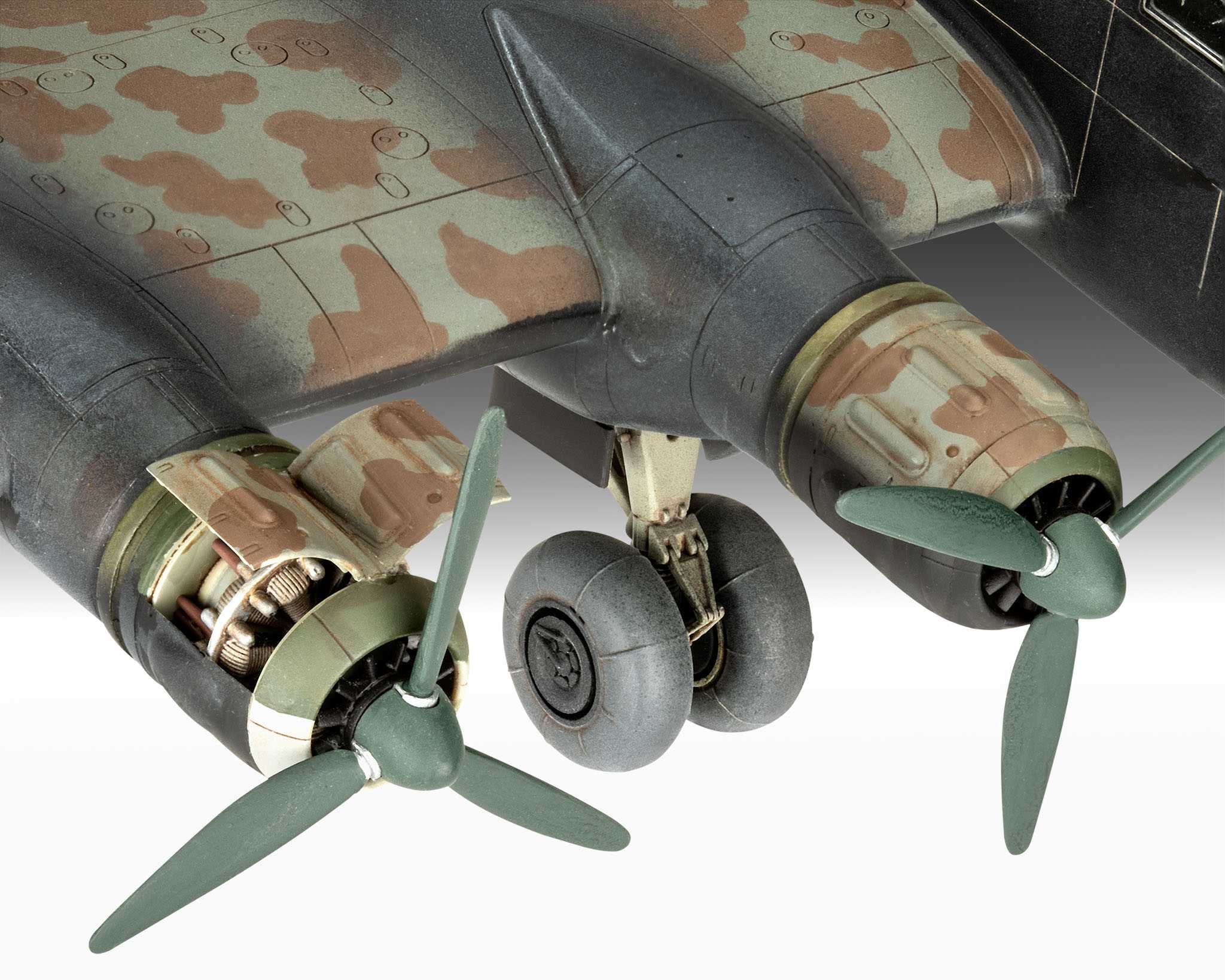 Plastic ModelKit letadlo 03754 - Junkers Ju 290A-5 'Seeadler' (1:72)