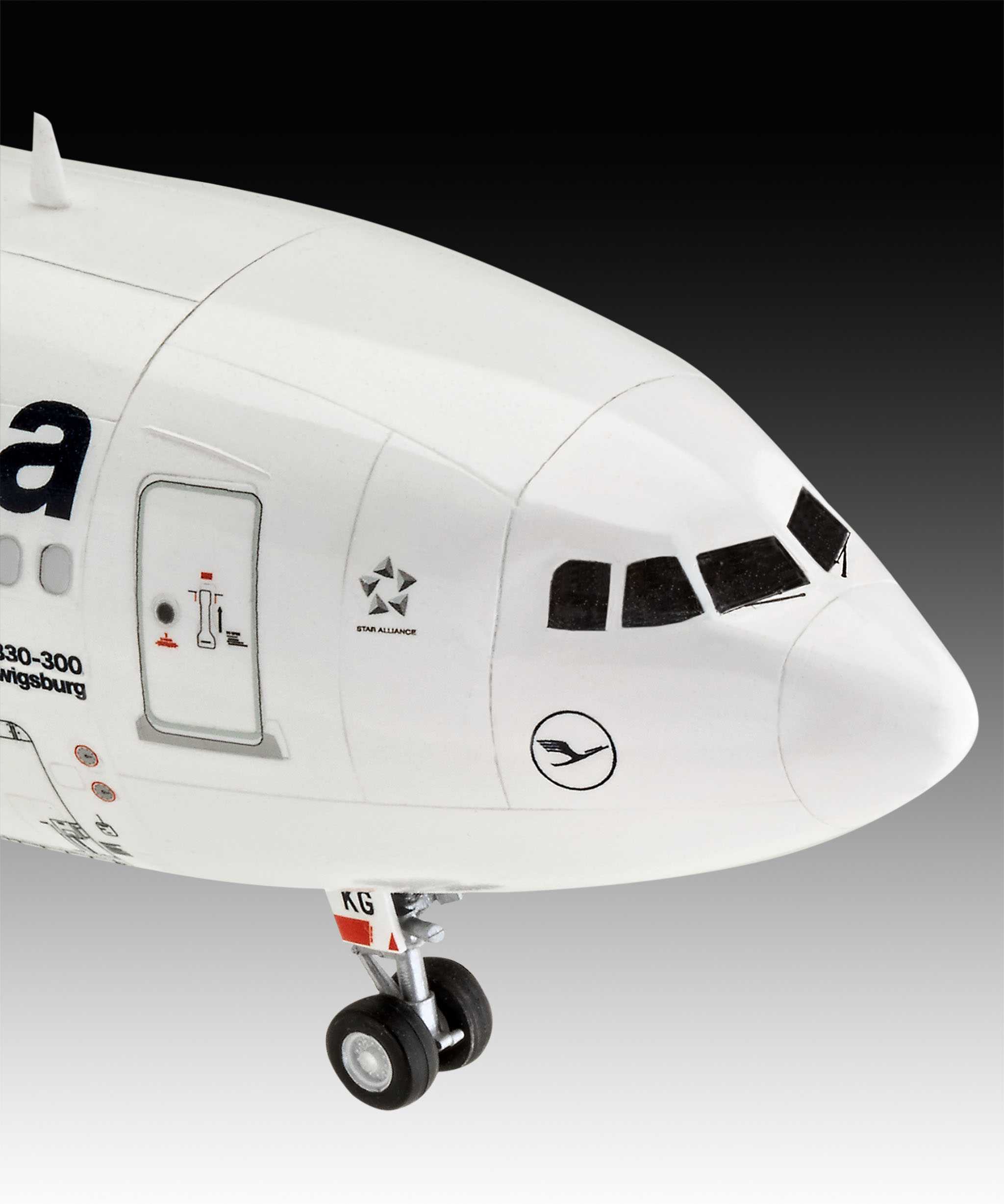 Plastic ModelKit letadlo 03816 - Airbus A330-300 - Lufthansa "New Livery" (1:144)