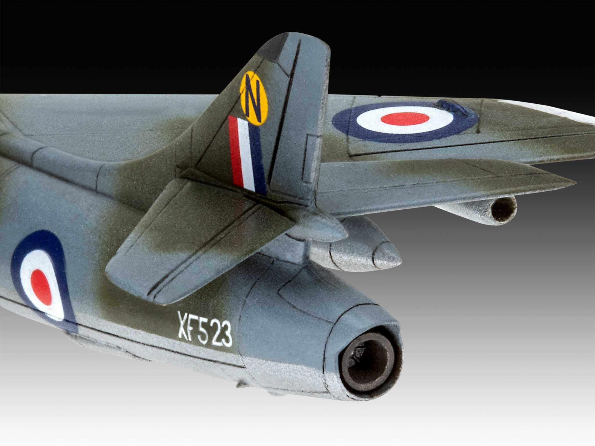 Plastic ModelKit letadlo 03833 - Hawker Hunter FGA.9 (1:144)