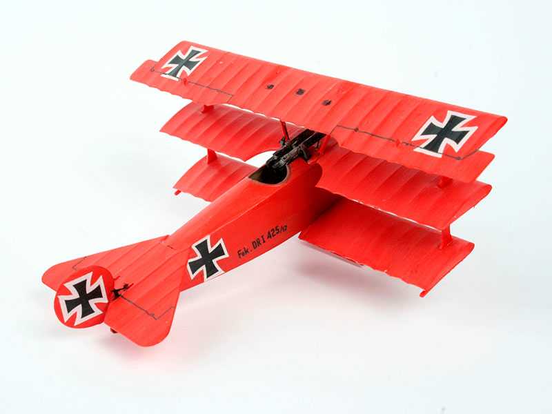 Plastic ModelKit letadlo 04116 - 'Fokker DR. 1 Triplane (1:72)