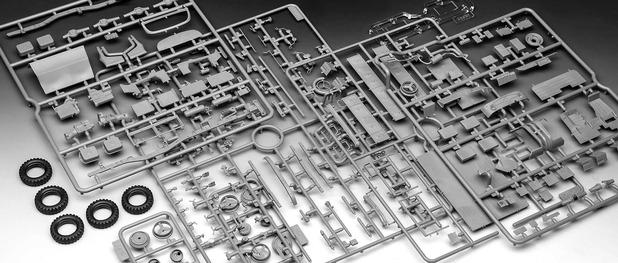 Plastic ModelKit military 03348 - Unimog 404 S (1:35)