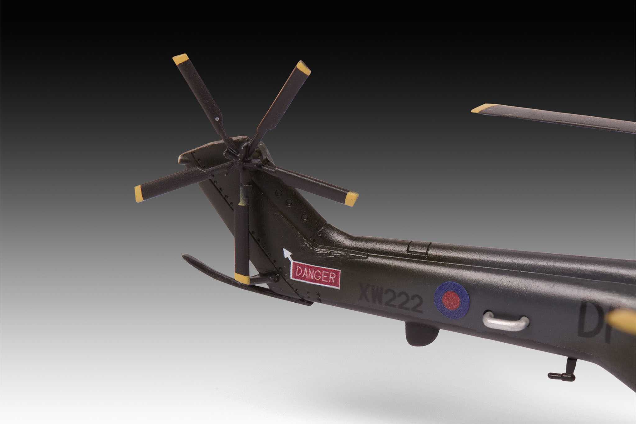 Plastic ModelKit vrtulník 03746 - Westland Puma HC.1 (1:144)