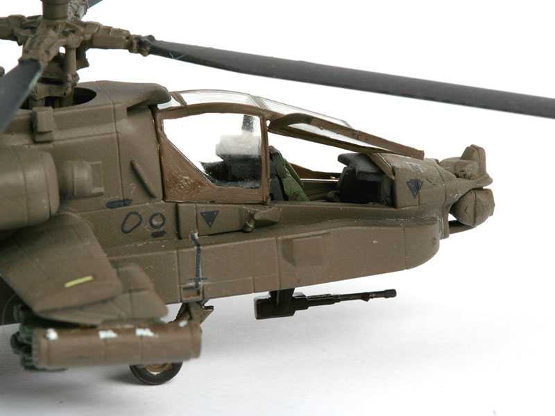 Plastic ModelKit vrtulník 04046 - AH-64D Longbow Apache (1:144)