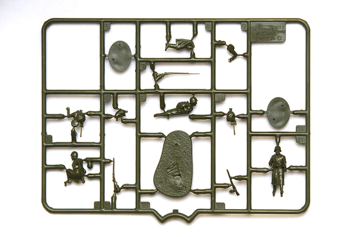 Snap Kit figurky 6197 - Soviet Infantry (Winter Uniform) (1:72)