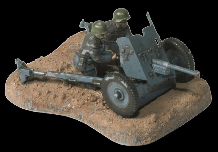 Wargames (WWII) figurky 6114 - German Gun Pak-36 with Crew (1:72)